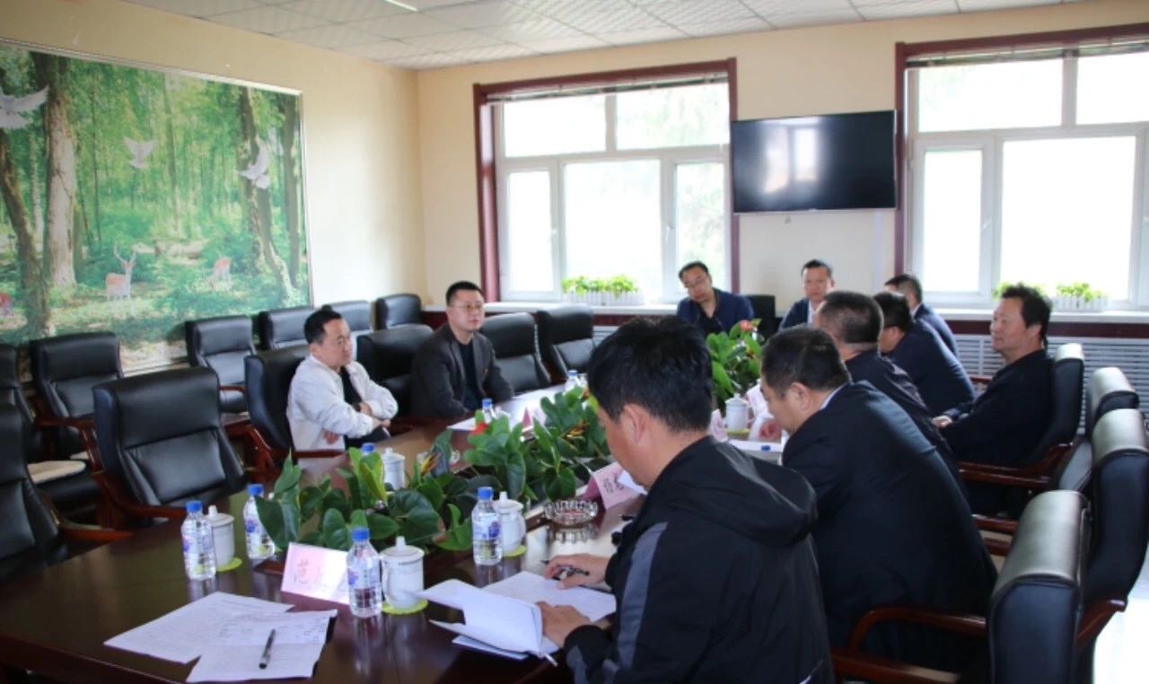 吉林省扶贫宣教中心主任带队来鹿乡镇调研!