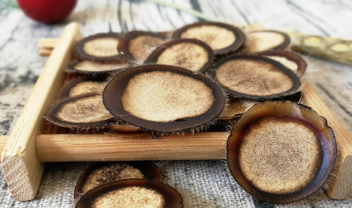 如何辨别鹿茸质量好还是坏!